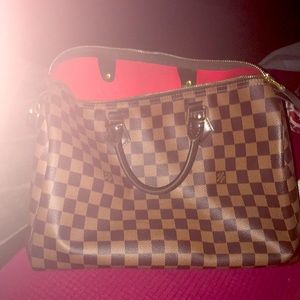 authentic Louis Vuitton speedy 35